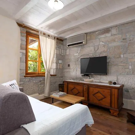 Casa Bombic