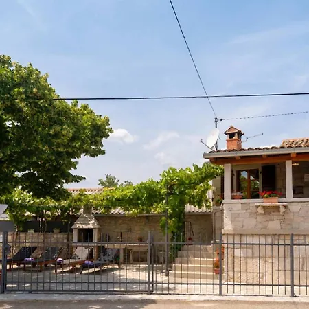 Casa Bombic