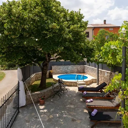 Casa Bombic