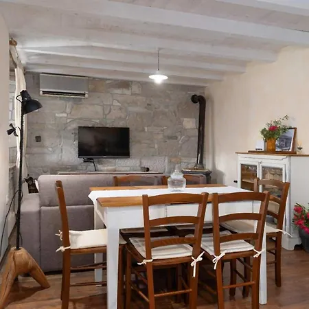 Сasa de vacaciones Casa Bombić *